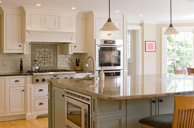 Traditional Kitchen Cabinetries